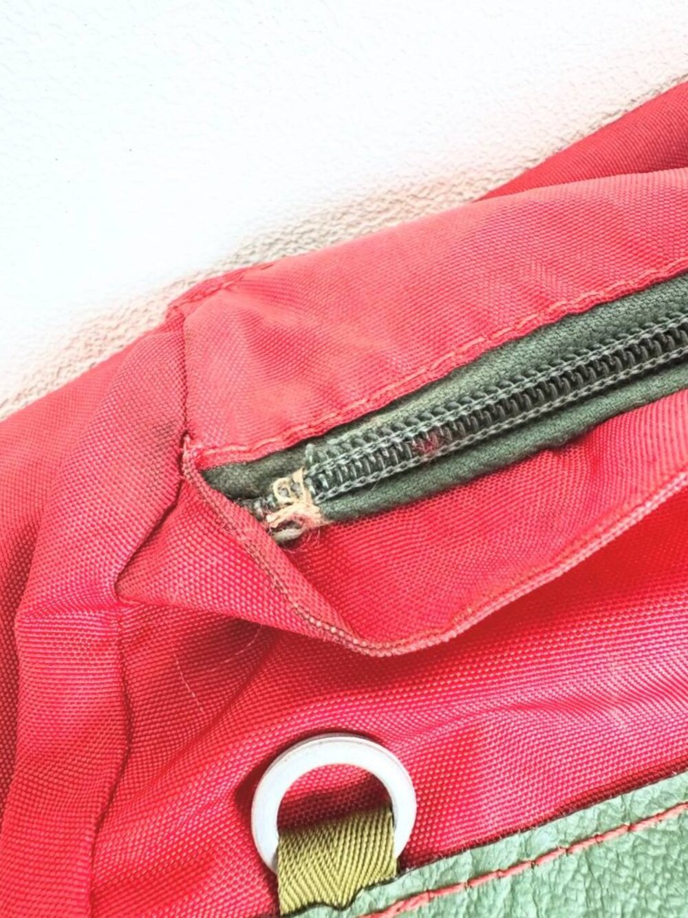 Vintage Red Hiking Backpack - Picture 6 of 9